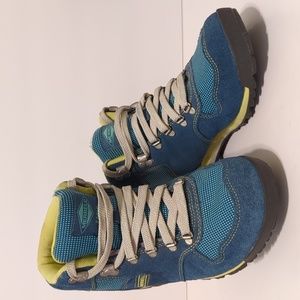 Merrell Women's Blue Hiking Boots - Lightweight Trail Ankle Support